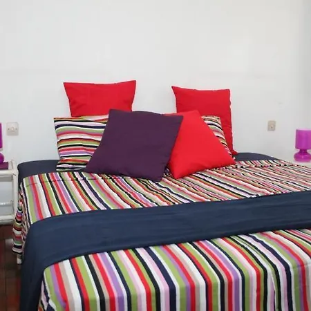 Artemisa Apartment *